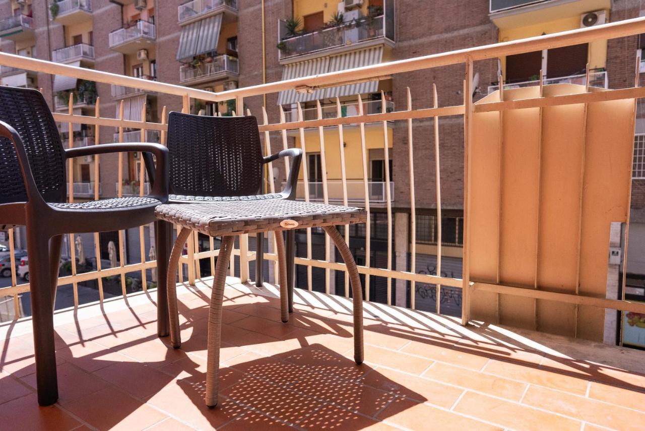 Trastevere Guestrooms ローマ エクステリア 写真